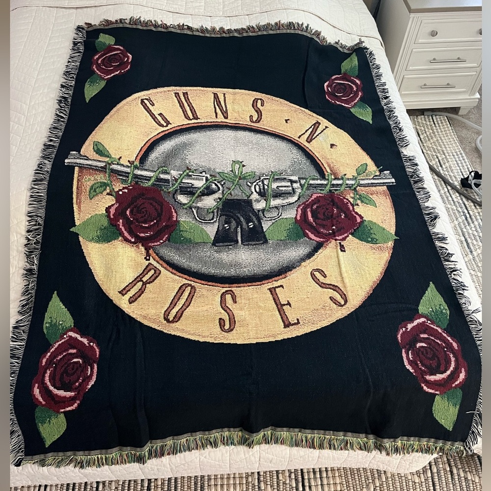 Guns N' Roses Throw Blanket